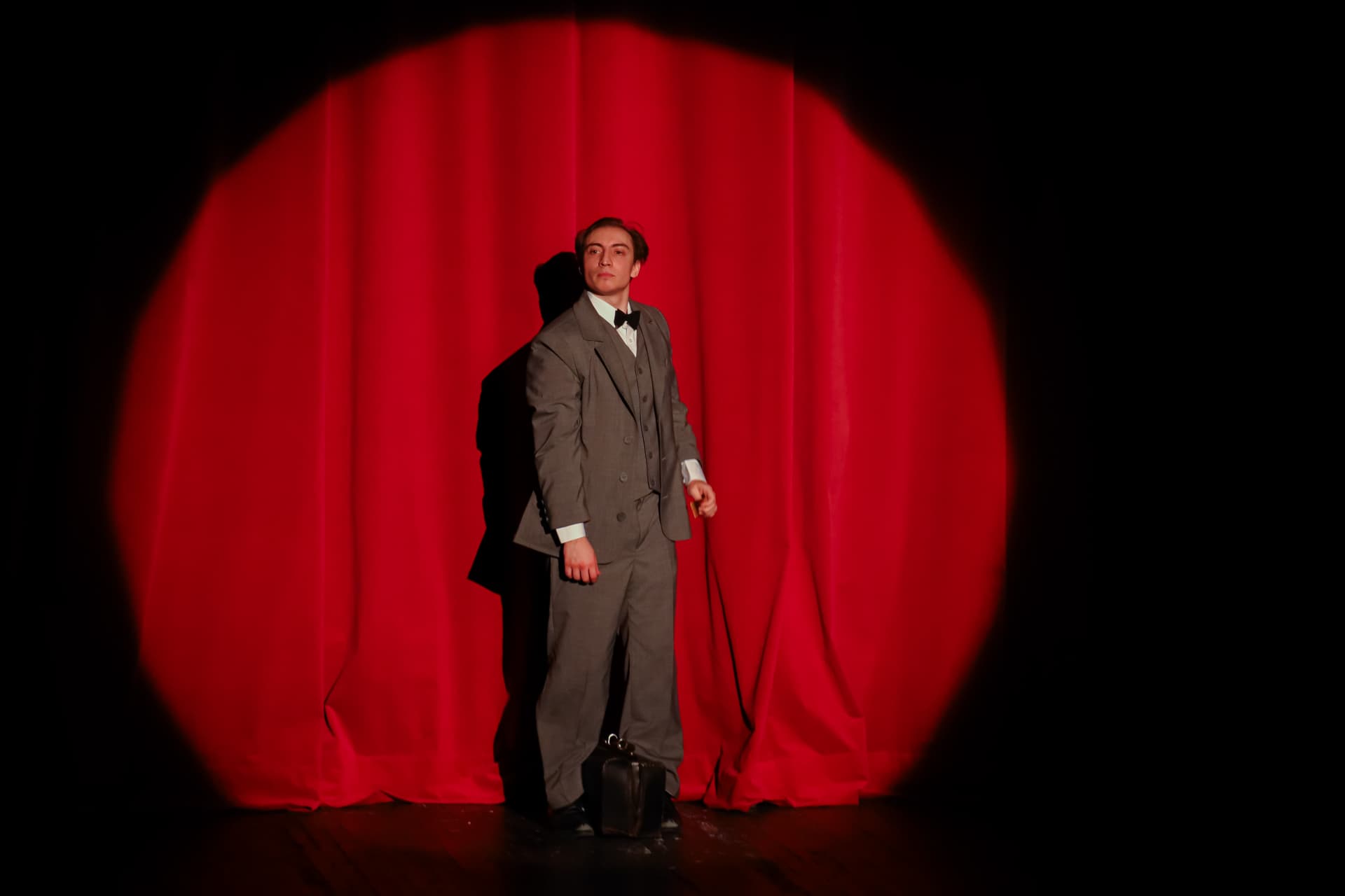 Записки юного врача (Театр на Спасской)