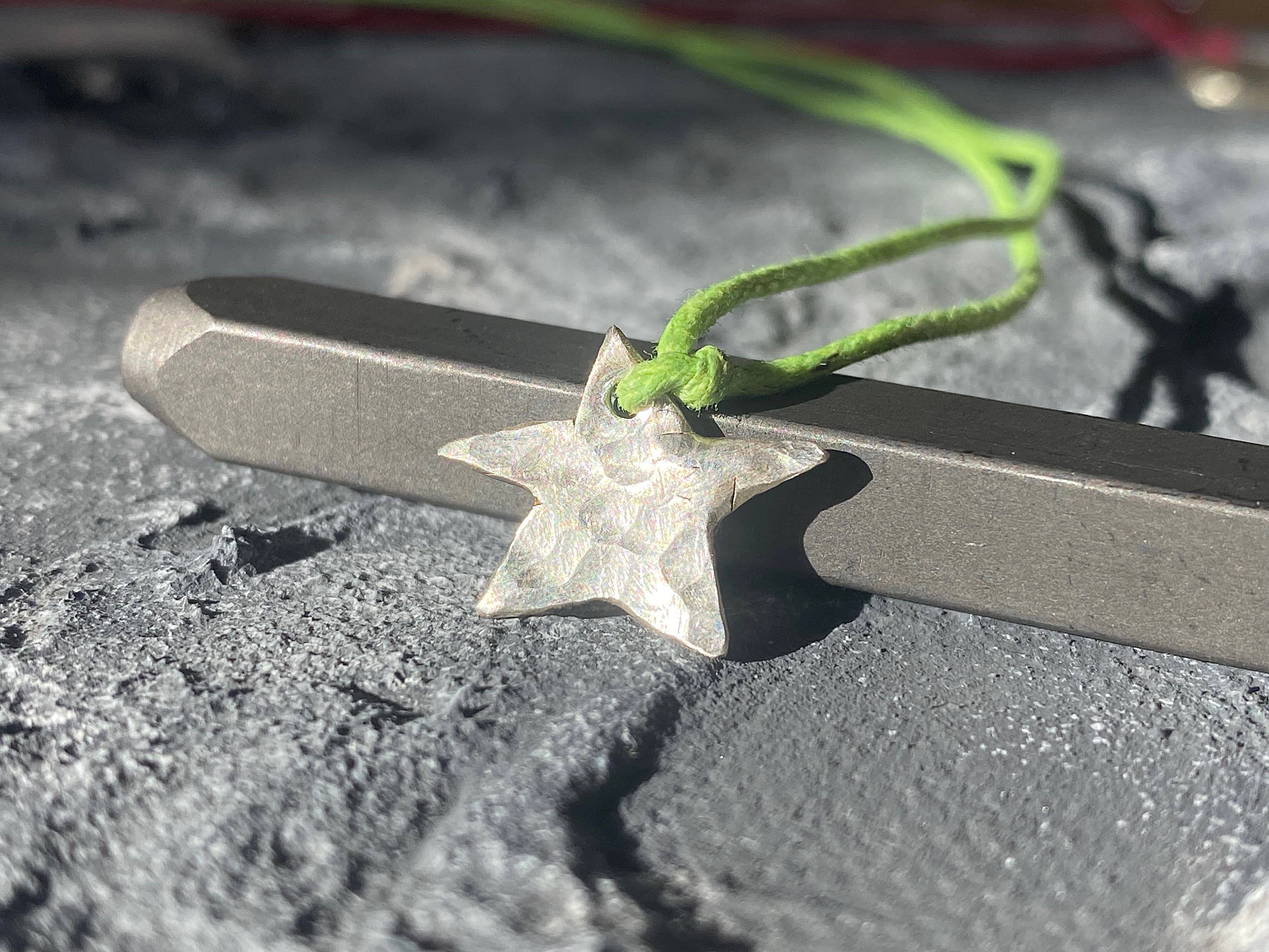 Фактурный кулон. Ювелирное искусство (Дом художника)