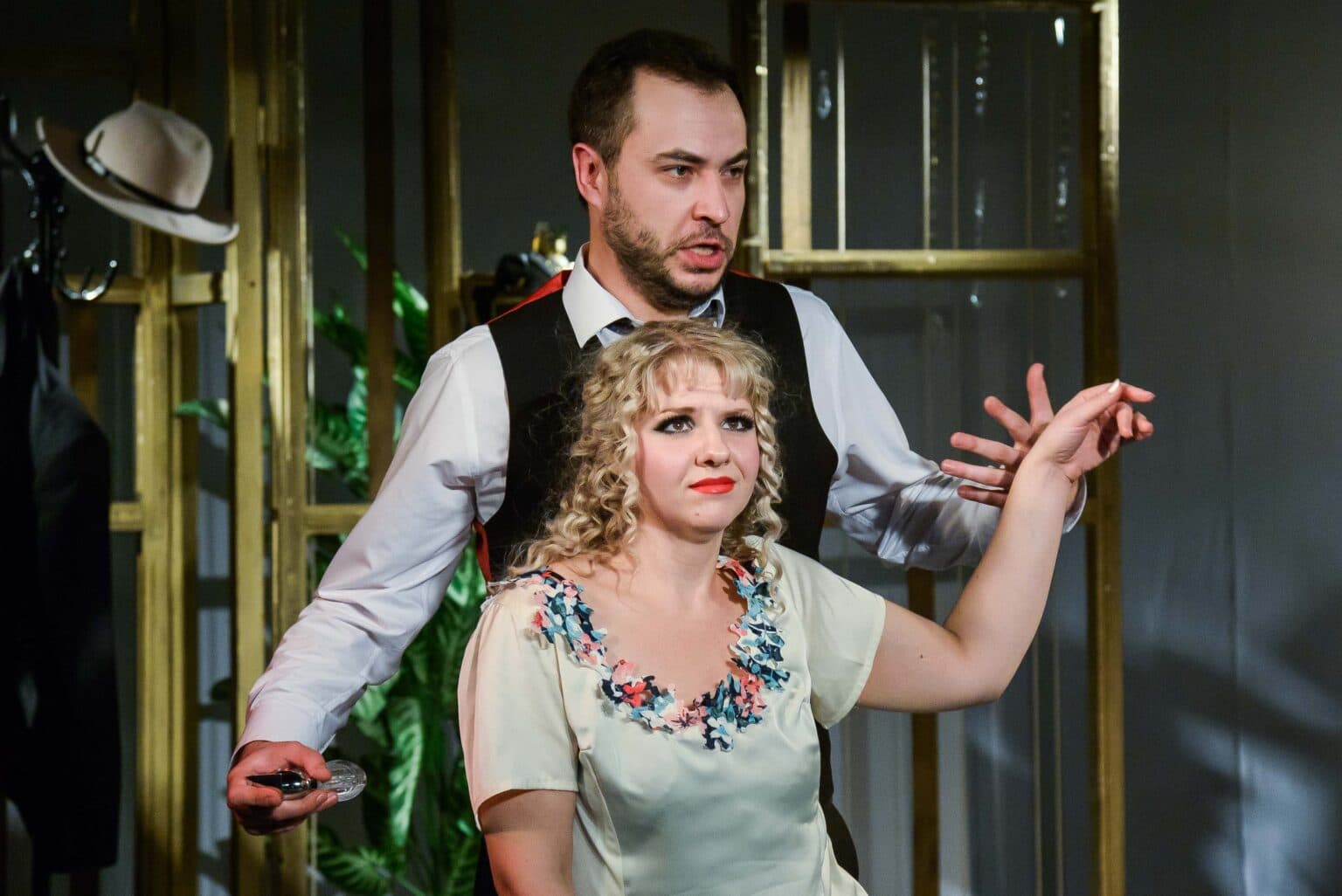 Шесть блюд из одной курицы (Дворец школьников)