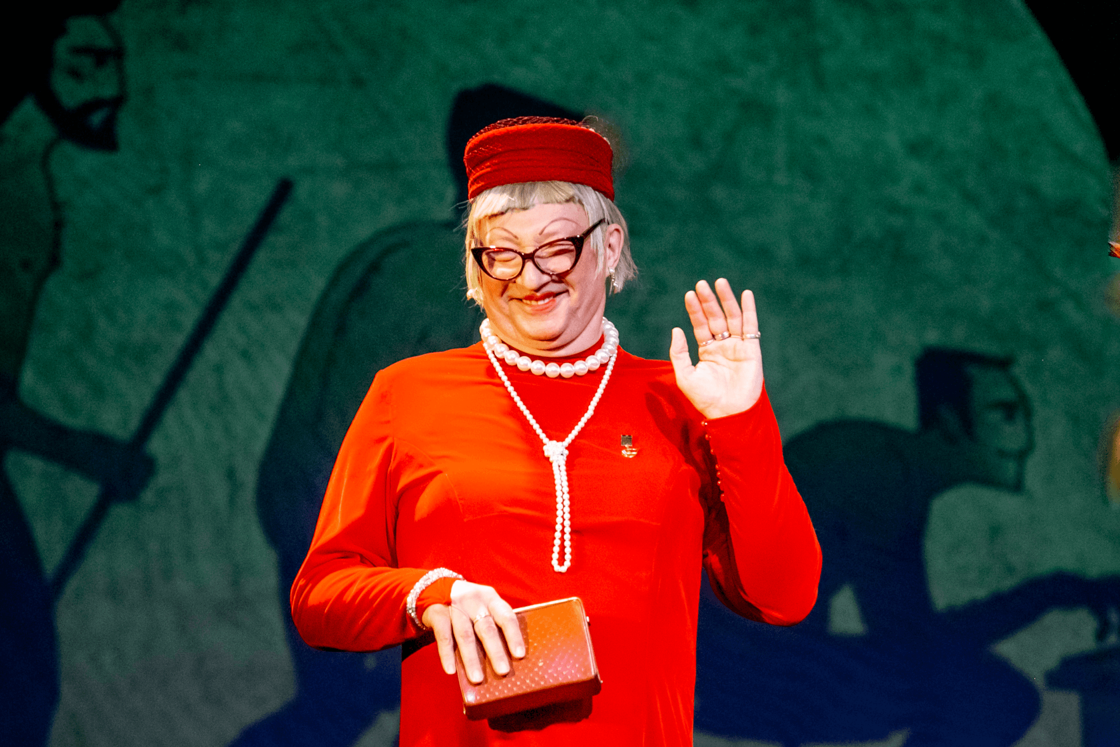 Главный элемент (Театр эстрады им. Аркадия Райкина)