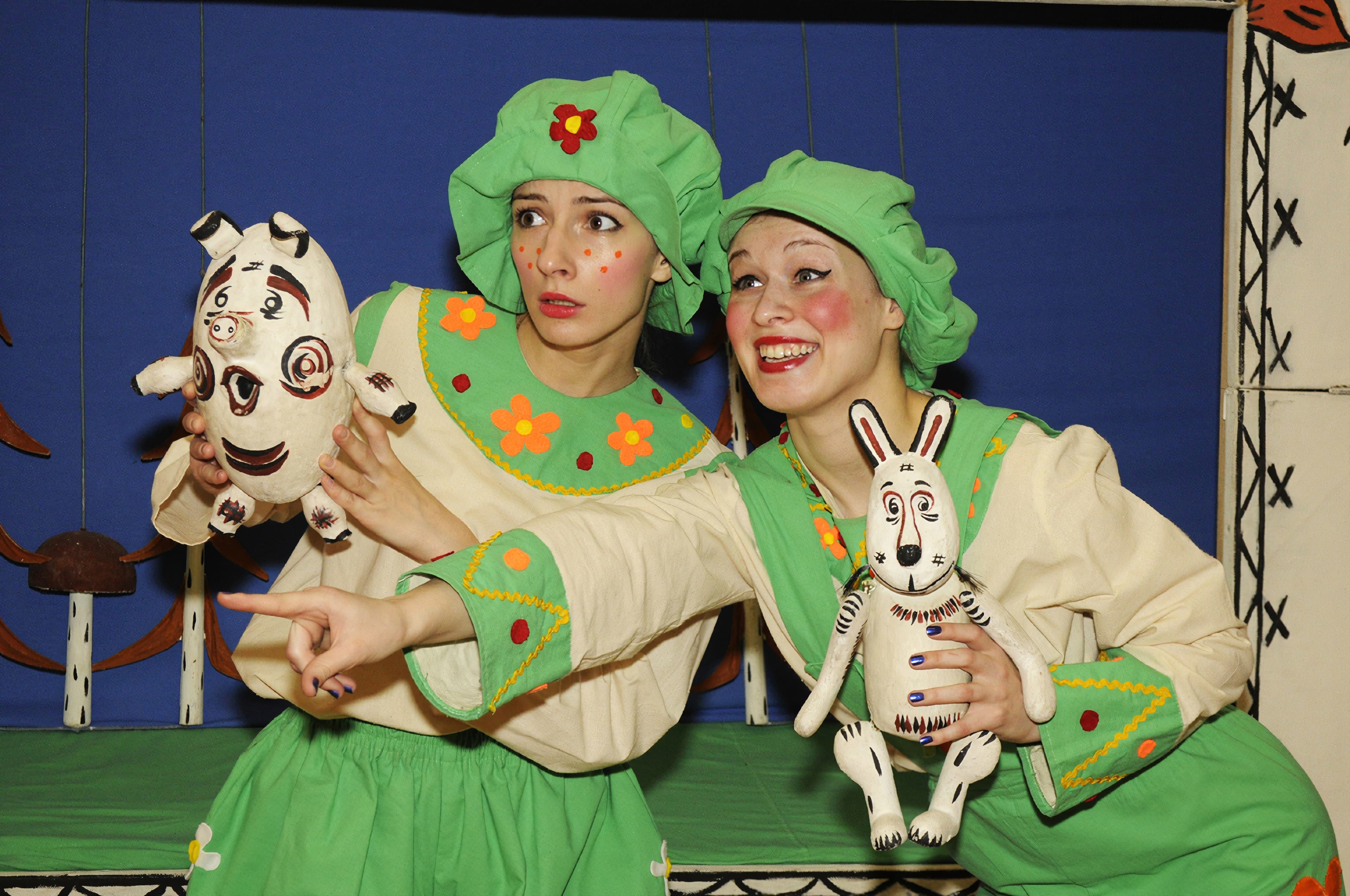 Как поросёнок от бабки ушёл (Зазеркалье)