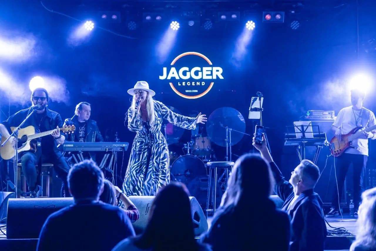 Трибьют Anastacia (Douglas)