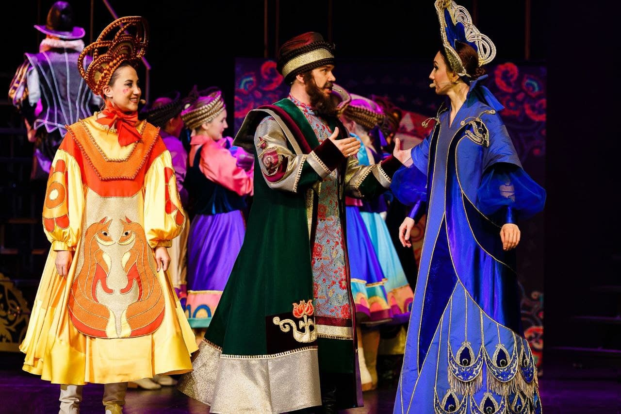 Сказ о купеческой дочери и волшебном цветке (Мастерская «12» Никиты Михалкова)