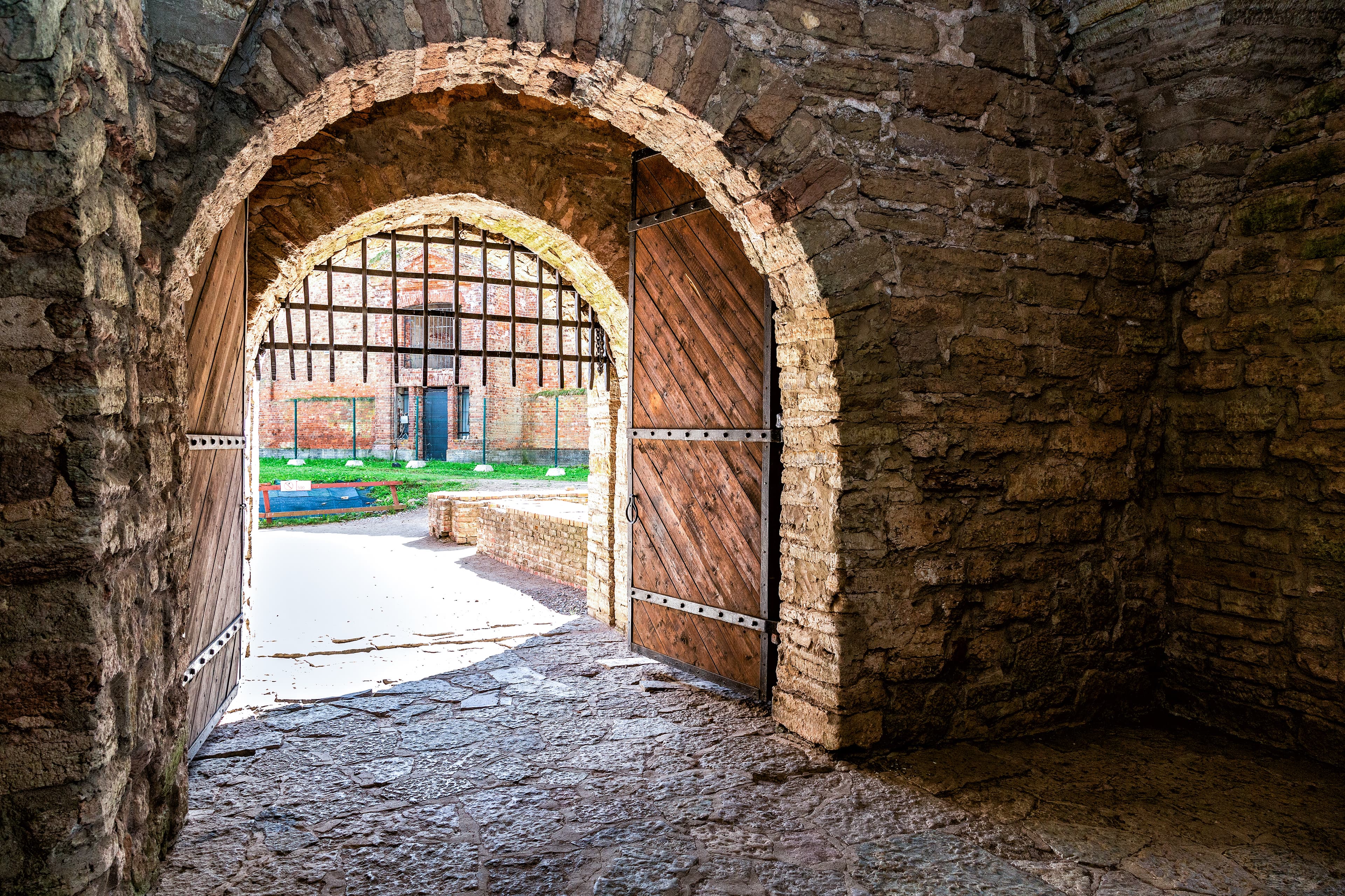 В крепость Орешек на «Метеоре» по выходным от Зимней канавки (В крепость Орешек на метеоре. Зимняя канавка)