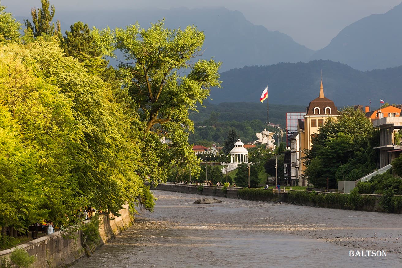 Пешком по Владикавказу — местному Петербургу (Обзорная экскурсия по Владикавказу)