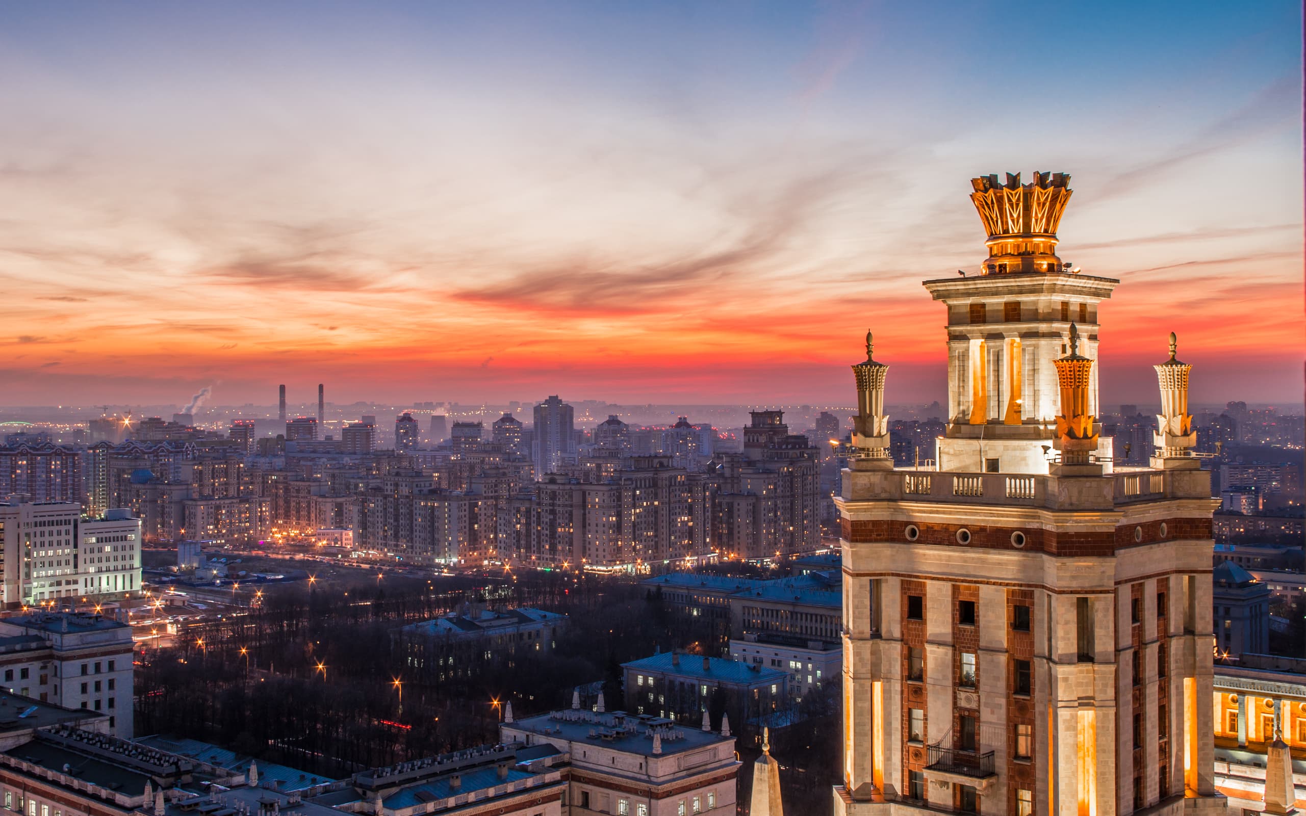 Москва в свете огней: вечерняя обзорная экскурсия (Экскурсия по вечерней Москве (сб в 18:00))