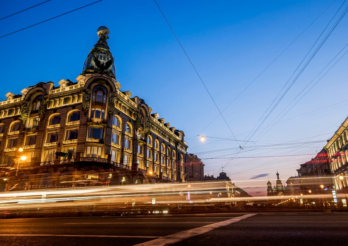 Ночная поездка по Санкт-Петербургу и разведение мостов (Ночная автобусная экскурсия по Санкт-Петербургу и разведение мостов)