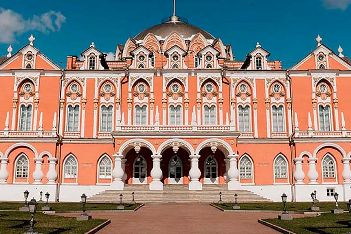 Концерт при свечах. Времена года и другие шедевры (Петровский путевой дворец)