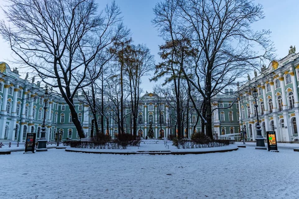 Золотая кладовая Эрмитажа (без очереди) (Скрытые сокровища Эрмитажа: экскурсия в Золотую Кладовую (без очереди))