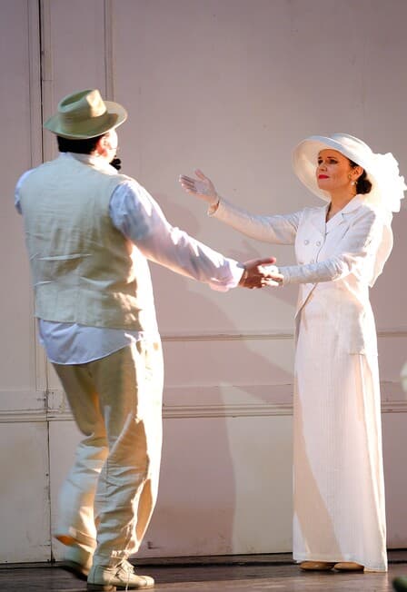 Месяц в деревне