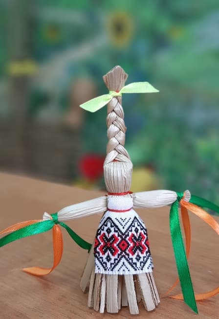 Кукла-плясунья. Мастер-класс по плетению из чакана