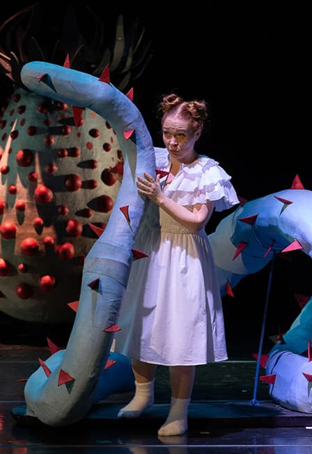 Дюймовочка