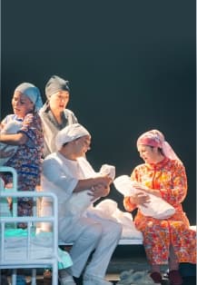 Спектакль «Детки-матери»