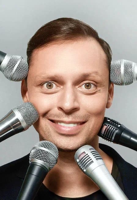 Виктор Комаров