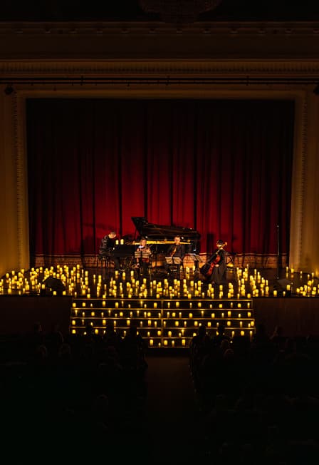 "Шедевры Мировой Киномузыки при Свечах"