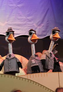 Гуси-лебеди