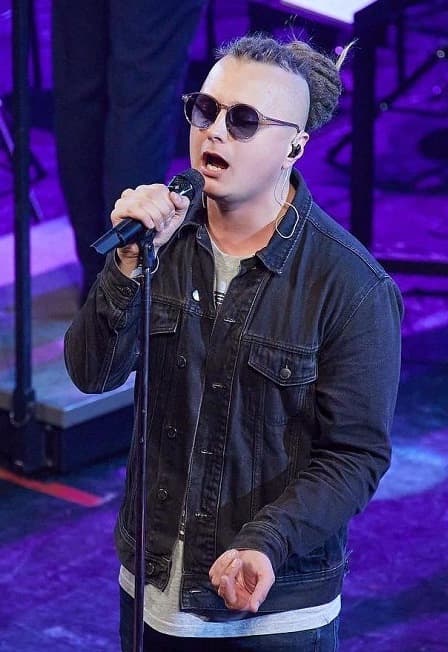 Вася Беля: Концерт со струнными