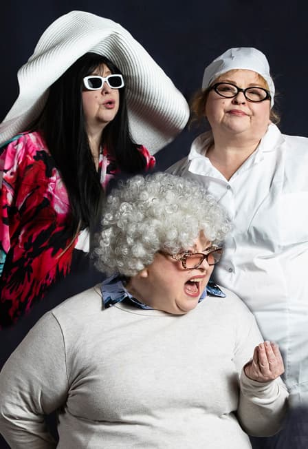 Осторожно! Женщины!