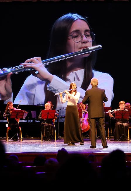 Фильм, фильм, фильм... Концерт оркестра преподавателей Дивертисмент из цикла Музыкальные сезоны в Счастливой 13-ой