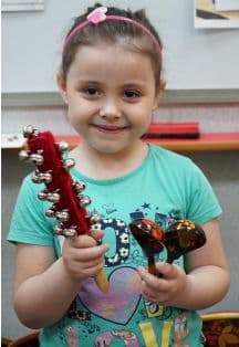 Кружок Музыкальная карусель (обучение фортепиано) (индивидуальное занятие 2 раза в неделю) детского центра Школа Радость