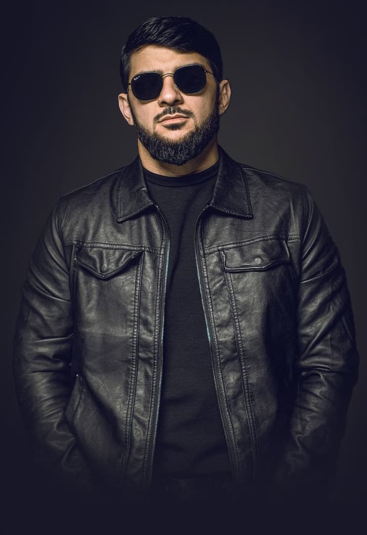 Ислам Итляшев - 12 апреля в Петропавловске-Камчатском | Большой, сольный концерт с программой - ОНА ЛЮБИЛА РОЗЫ