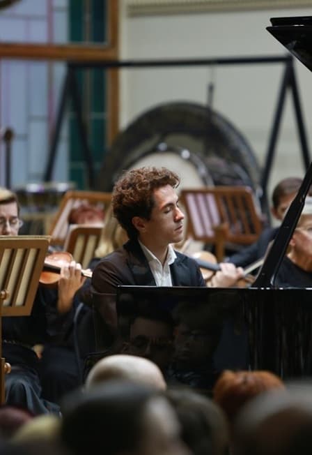 Константин Емельянов и Кубанский симфонический оркестр