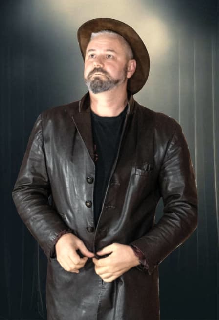 Мост Любви: Музыкальный моноспектакль