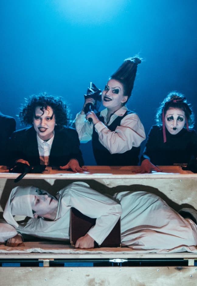 Человек в футляре