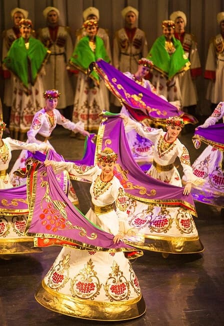 Народы Кубани, танцуйте с нами. Концерт ГКАТ и П "Кубанская казачья вольница" им. Н.В. Кубаря