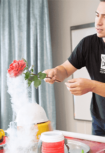 Эксперимент-шоу "Азот" + мастер-класс "Светлячок" (6+)