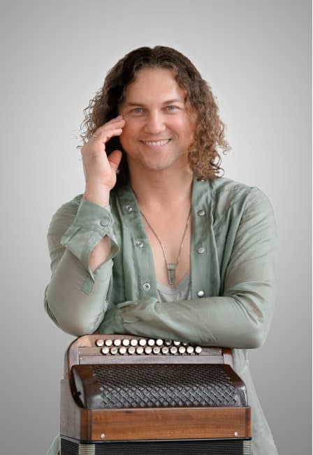 Александр Бардин