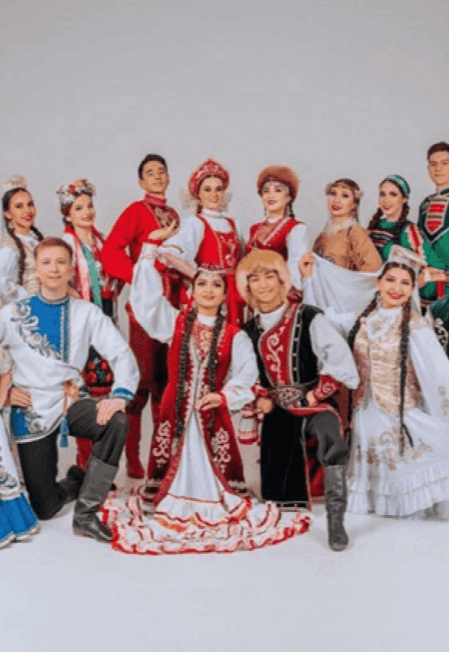 Колоритные наряды народов мира