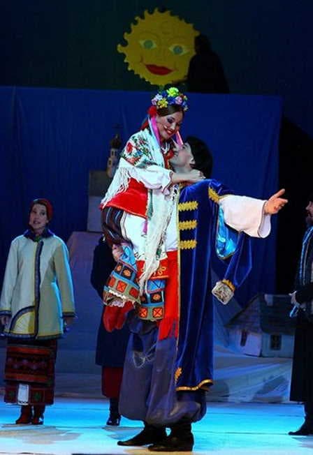 "Ночь перед Рождеством". Музыкальный спектакль