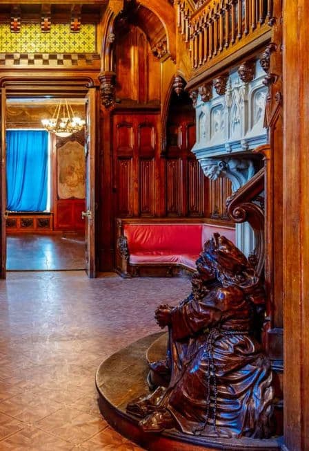 Экскурсия в Особняк миллионера — коллекционера Алексея Викуловича Морозова в Подсосенском переулке