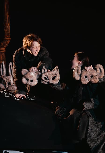 Осталась одна Таня