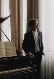 Лоренцо Баньяти (фортепиано)