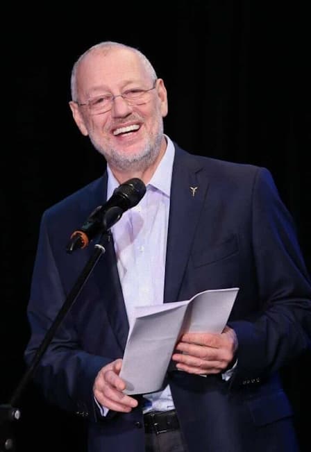 Михаил Мишин. Оглядываясь вперед