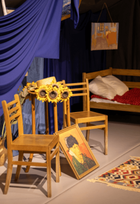 Экскурсия по выставке «Ни в какие рамки»