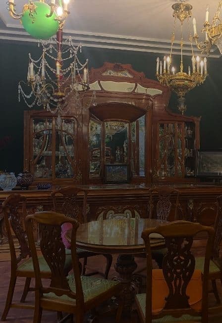 Блеск и тайны хрусталя: экскурсия в закрытую галерею Бахметевского завода