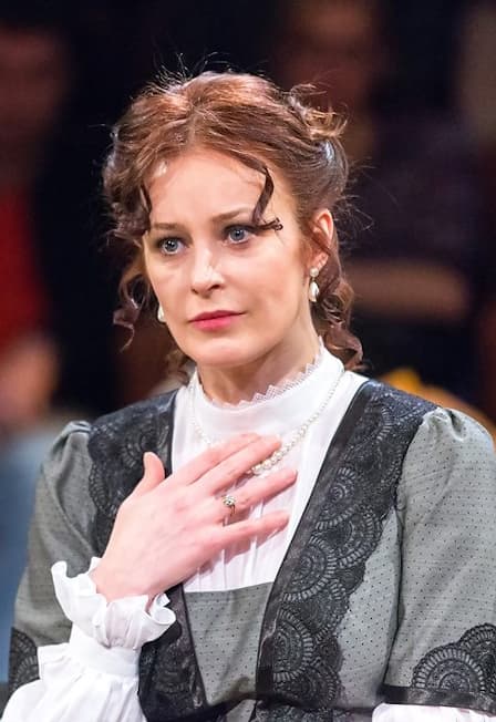 Обыкновенная история