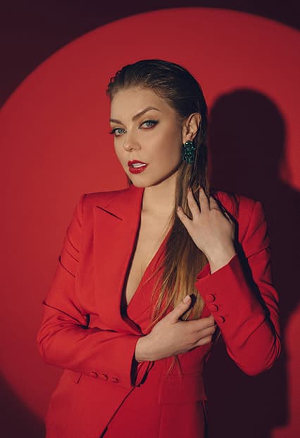 Акула (Оксана Почепа)