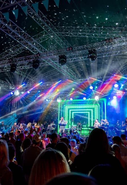 Поп-хиты с симфоническим оркестром. Olympic Orchestra