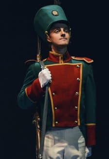 Стойкий оловянный солдатик