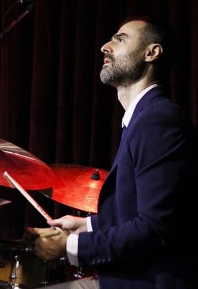 Живое исполнение культовых альбомов. Moanin'