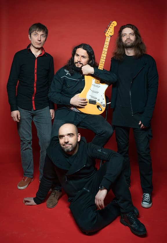 Backstage Band