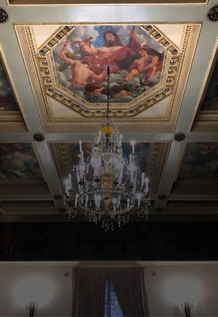 Итальянское вдохновение: экскурсия в удивительный особняк Гавриила Тарасова