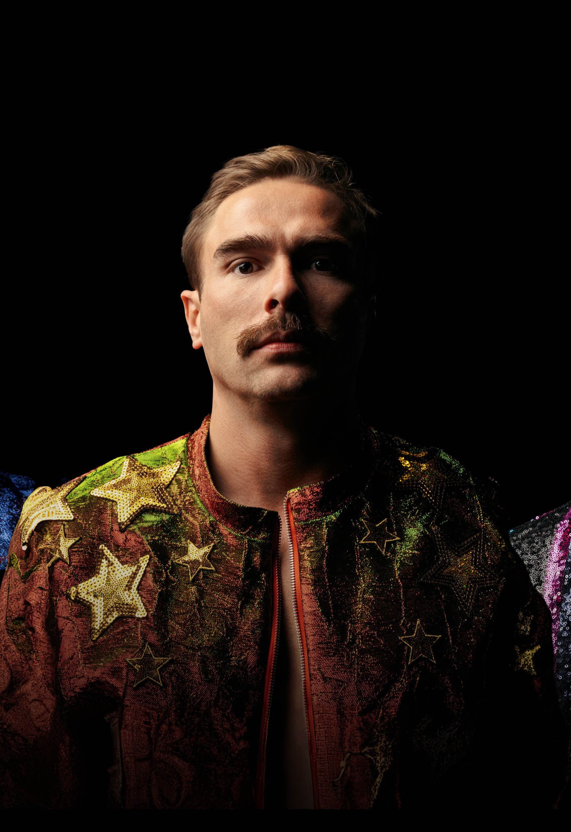 One Vision Band. Рок-шоу, посвящённое музыке Queen, в сопровождении симфонического оркестра и хора