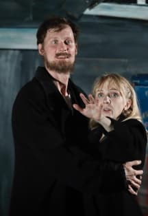 Собака с дамочкой