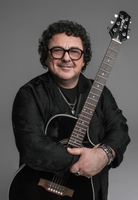 Игорь Саруханов