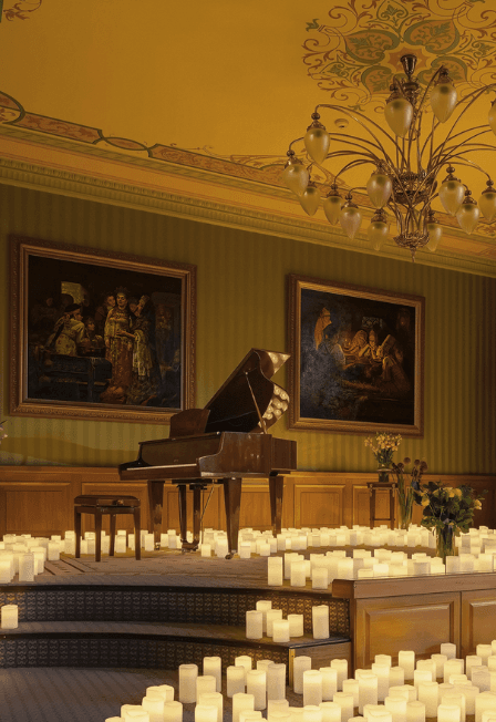 В свечах. Шедевры классики в отеле Националь